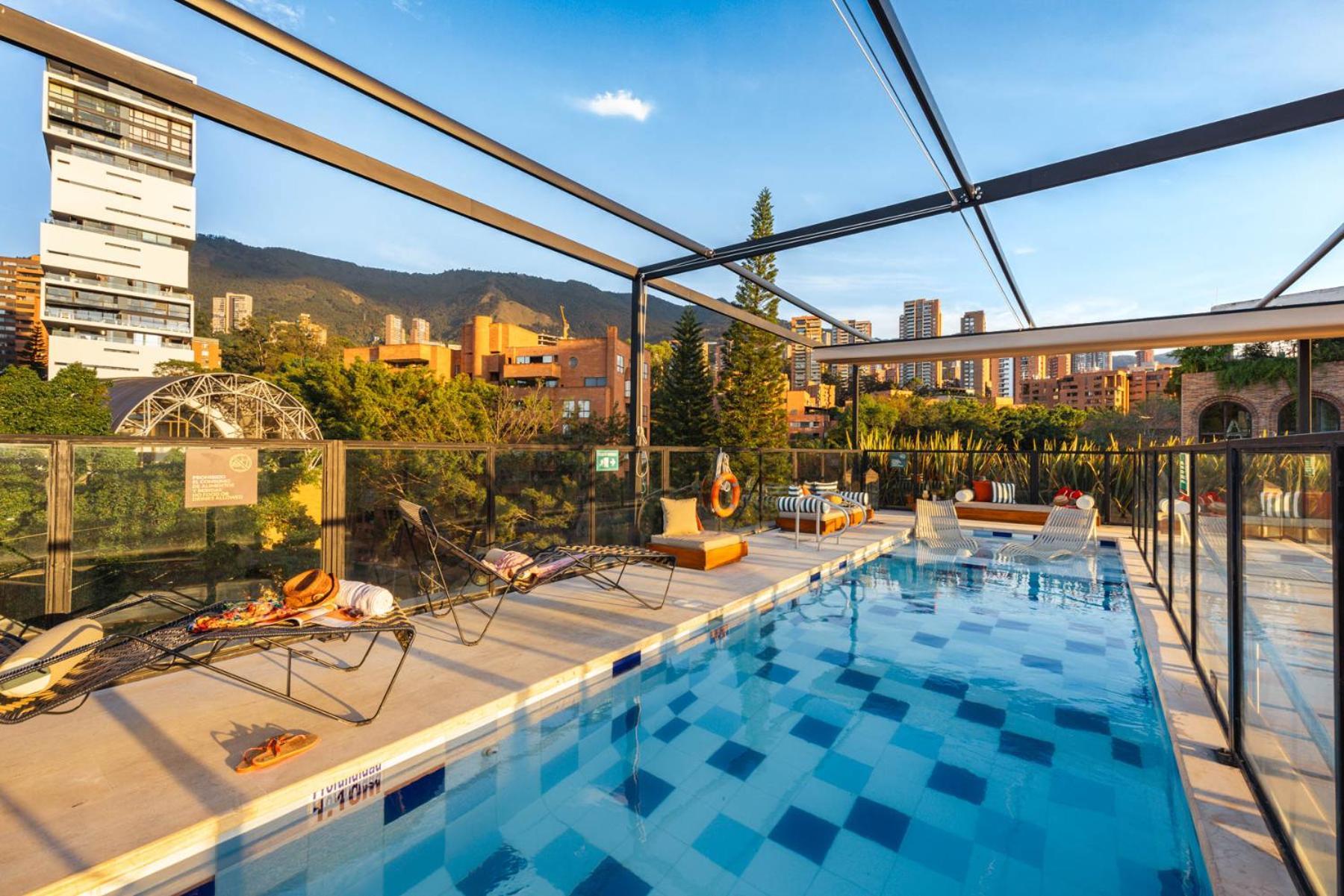 Loma Verde Aparthotel メデジン エクステリア 写真